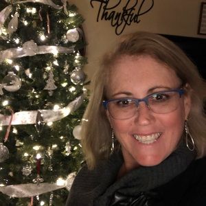 Meet your Posher, Kris